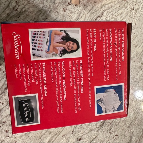 Sunbeam Classic Iron Model GCSBBV-151 Black Variable Steam Control NEW In Box. - Picture 7 of 8